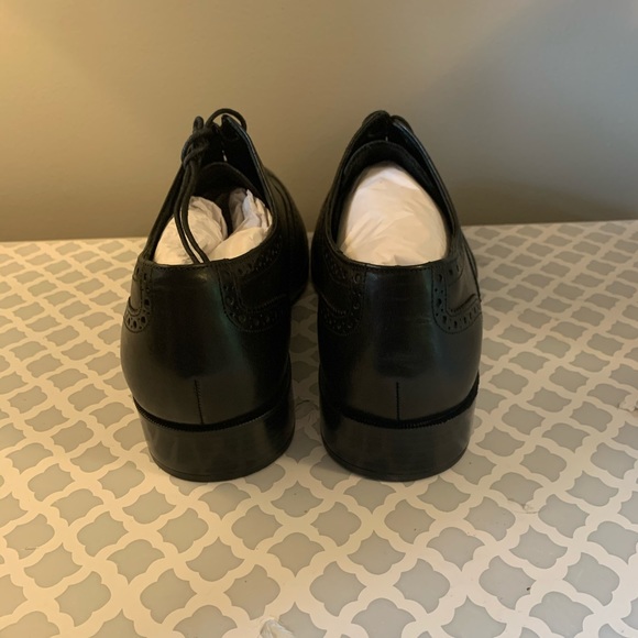 Cole Hann Henry Grand Shortwing - 10.5 - Picture 3 of 6